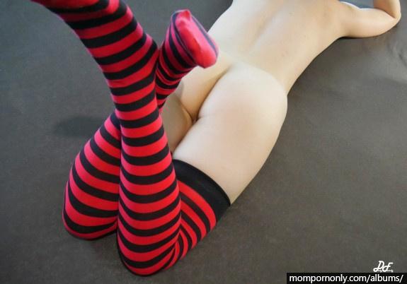 Sexy mom's nylon stockings n°28