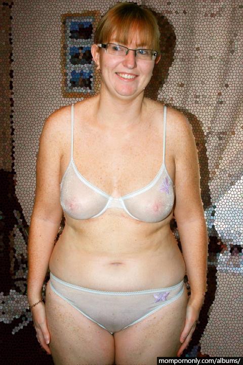 Private photos of my wife n°39